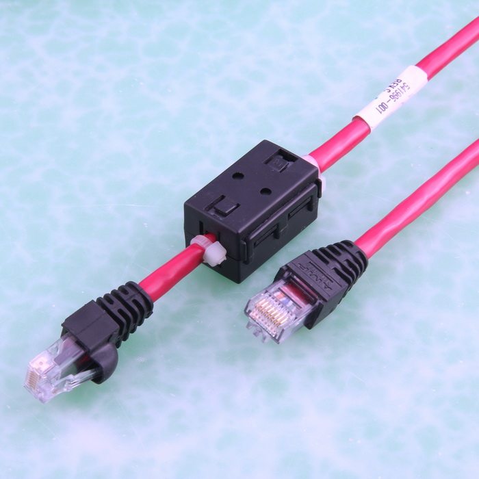 Red AMP 1859247-7 AMP 3m Gigabit Jumper