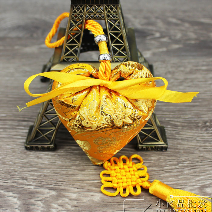 Yiwu manufacturer direct selling Dragon Boat Festival fragrance bag embroidered fragrance bag of high - end car hanging frame hanging parts