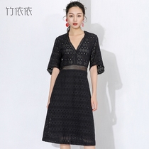 Bamboo Yiyi dress female summer new water soluble lace V collar hollow lace edge temperament long A- line dress