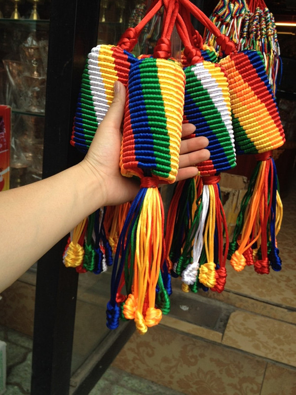 Transfer via cylinder Kong knot Tibet pure hand woven hanging decoration Auspicious Knot car pendant Ping An knot