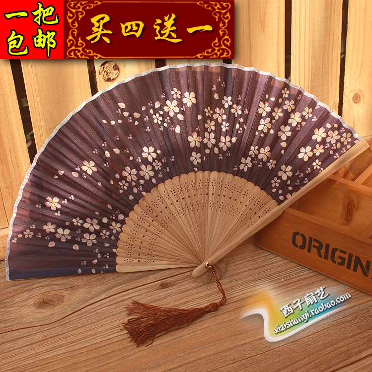 Silk Lady folds fan and cherry blossom fan fan Chinese fan classical silk bamboo