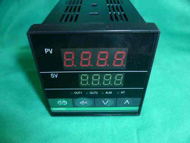 Factory price direct CHB902 96*96 intelligent temperature controller