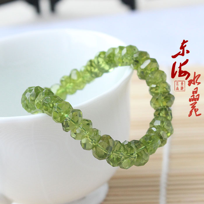 Natural olive stone hand alchemy olive stone carving face hand strings rare men and women's green crystal hand alchemy