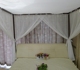 lưới custom-made Trung Quốc ở Đông Nam Á và phong cách cổ điển bốn cột sợi giường giường tán lớp vỏ manti lớp vỏ trải giường chéo Mỹ - Bed Skirts & Valances 	rèm giường cho bé Bed Skirts & Valances
