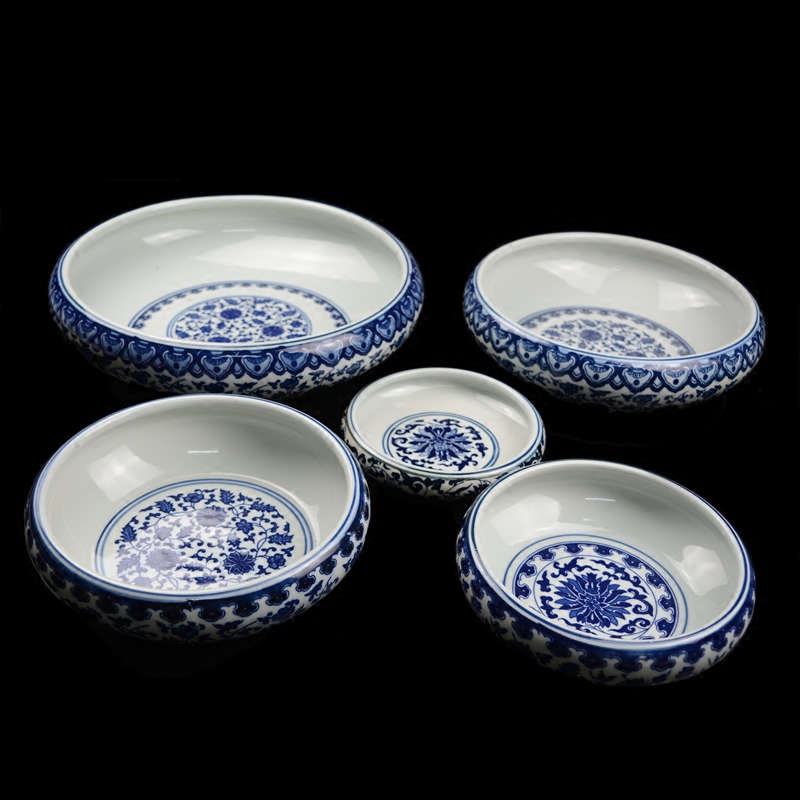 Blue and white porcelain of jingdezhen ceramics antique pen XiCha wash water shallow large turtle cylinder water lily cylinder ashtray furnishing articles