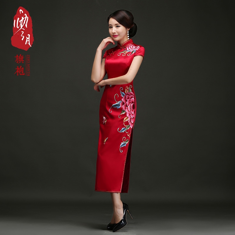 Zero month high-end hand-embroidered mulberry silk high-end embroidery wedding dress heavy silk cheongsam long mother dress