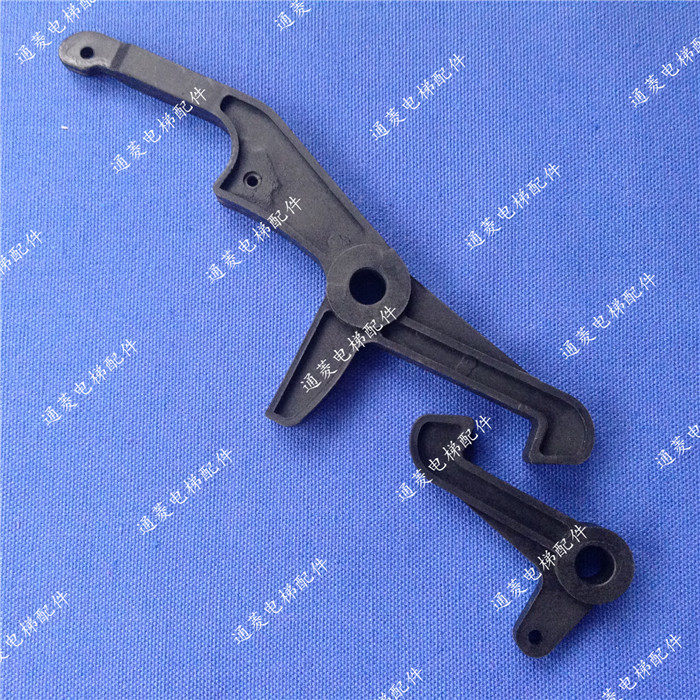 Lift accessories exhibition Pengoon car door lock hook door knife small lock hook fixed start hook door lock device original dress