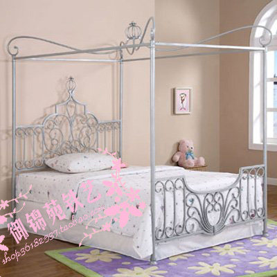 yD588 European Wrought iron bed High-grade classical wrought iron bed Vintage double bed Iron bed frame