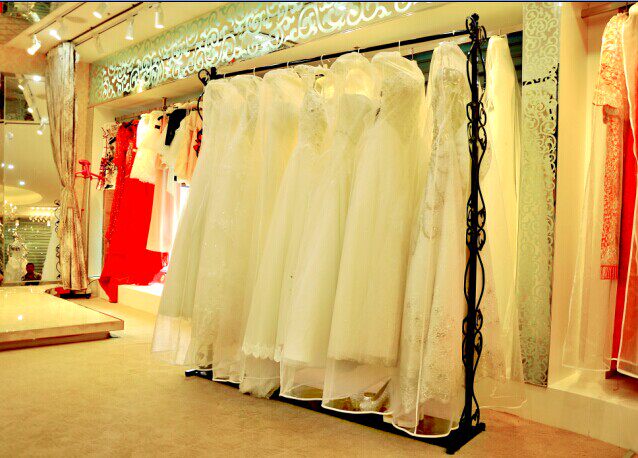 Iron wedding rack clothing store hanger display rack floor-standing cheongsam dress hanger clothing display rack European style