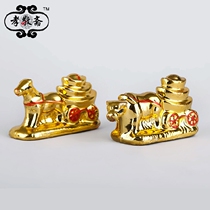 A pair of ceramics drawn by an ox-drawn cart. The price is sufficient. They are buried with sufficient food and clothing. They are buried in a tomb and placed in front of the tombstone.