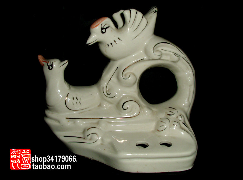 (Arts and Crafts Ceramic) 80s Yuanyang Opera Sketch Gold Ceramic Pendulum