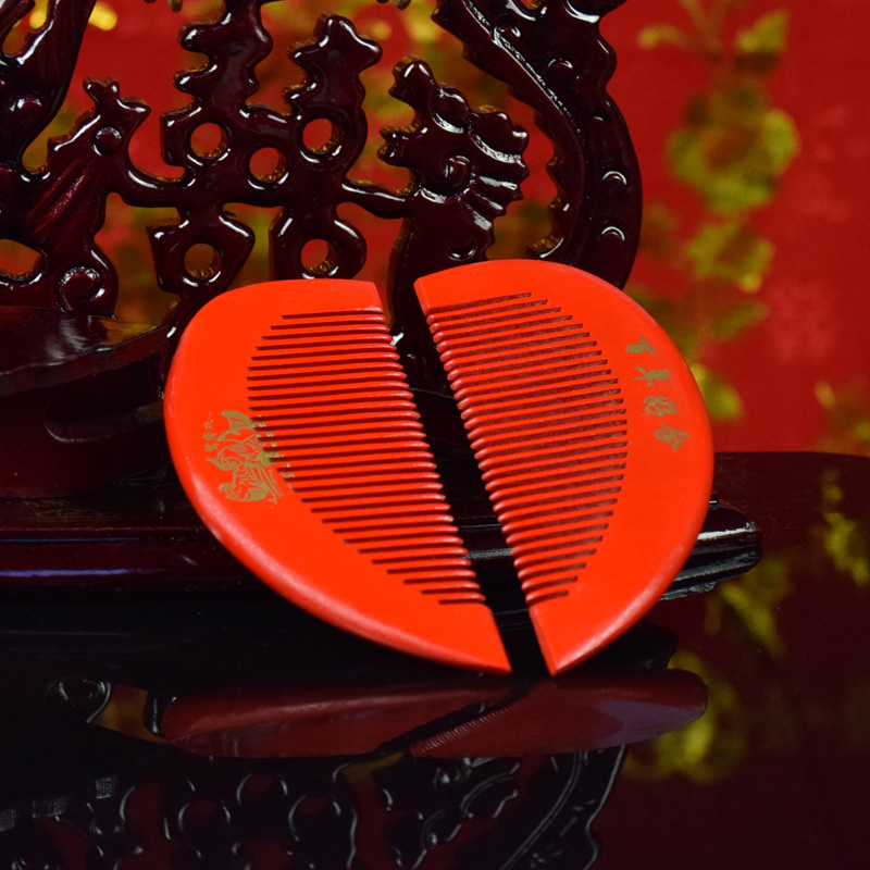 Festive Red Wood Comb Pair Bridal Wedding Celebration Pair Combed Red Hair Combed Wedding Comb Wedding Wooden Comb