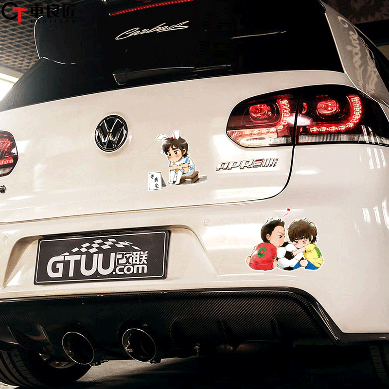 Football body stickers Kaka Ronaldo car decoration stickers block scratches Bumper waterproof reflective personality car stickers