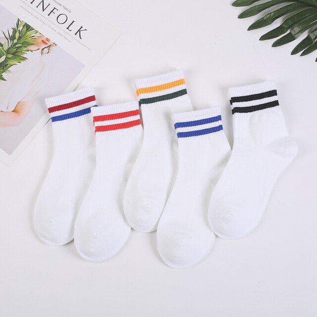 Socks ກາງ calf ຂອງແມ່ຍິງ socks ພາສາເກົາຫຼີແບບວິທະຍາໄລພາກຮຽນ spring ແລະດູໃບໄມ້ລົ່ນຝ້າຍບໍລິສຸດຜູ້ຊາຍແລະແມ່ຍິງນັກສຶກສາສີຂາວ ins ຖົງຕີນກິລາ striped trendy