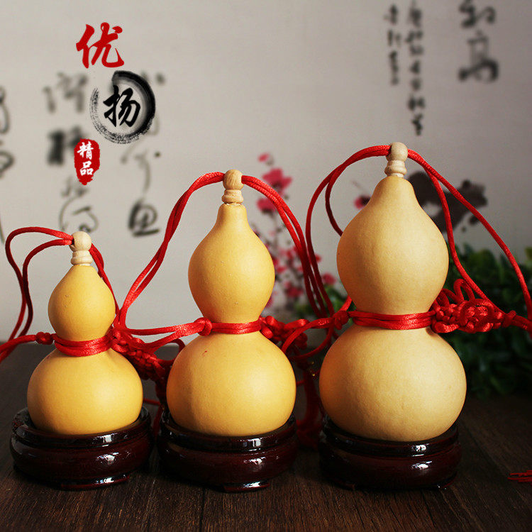Natural open wine gourd decoration wine set with Chinese knot decoration Hand twist gourd hanging Feng Shui text play gourd