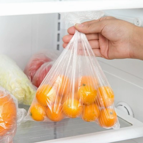 Оживить свежую сумку для хранения продуктов питания.