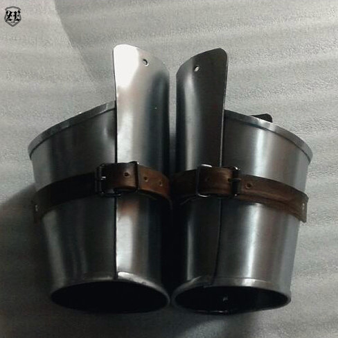 (small elbows) Gothic board A ice and fire song with the same armor Medieval weapons Roman darkness