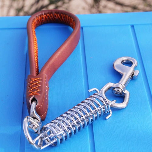 БЕСПЛАТНАЯ ДОСТАВКА Крупная и средняя собачья коротка, держащая собаку, тяга, собачья цепь собака веревка из кожи с золотистым ретривером