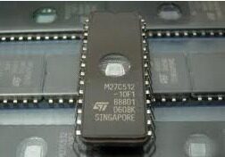 Storage M27C512-10F1 CDIP28 original for spot quality assurance