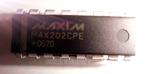 The new original MAX202CPE dual transceiver serial control chip DIP16 can be shot directly from the spot