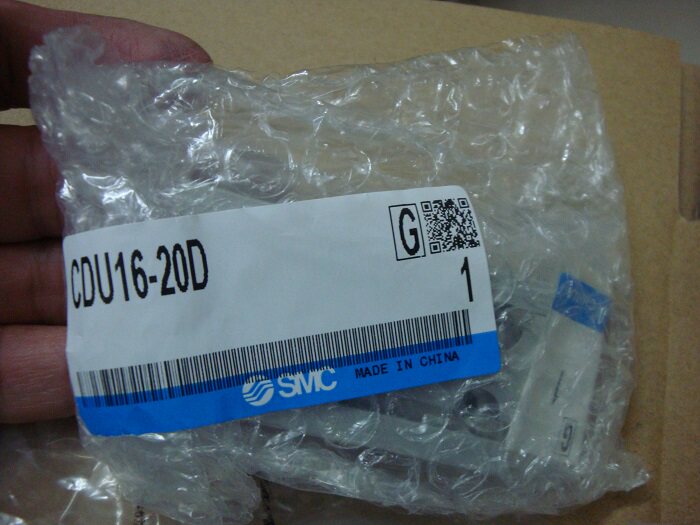 New original SMC CDU16-20D free installation cylinder physical picture