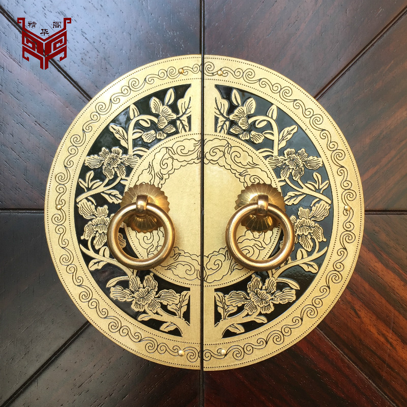 Chinese antique cabinet pulls hand-in-hand Ming Qing furniture copper accessories pure copper round bookcase closet door and window cabinet