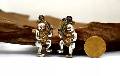 Liansheng Doll-A Rare All-inclusive Man-A Three-dimensional Old Silver Character in Qing Dynasty (0019)