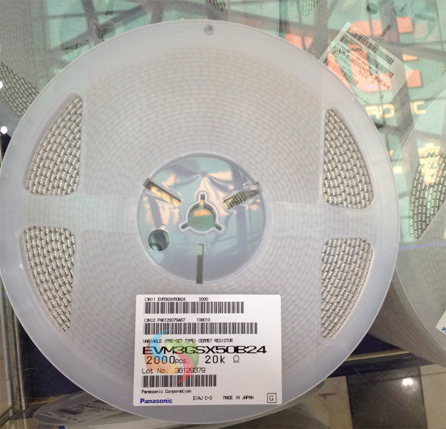 Imported original plant Original installation Panasonic EVM3GSX50B24 20K 203 3 * 3 Adjustable potentiometers resistance