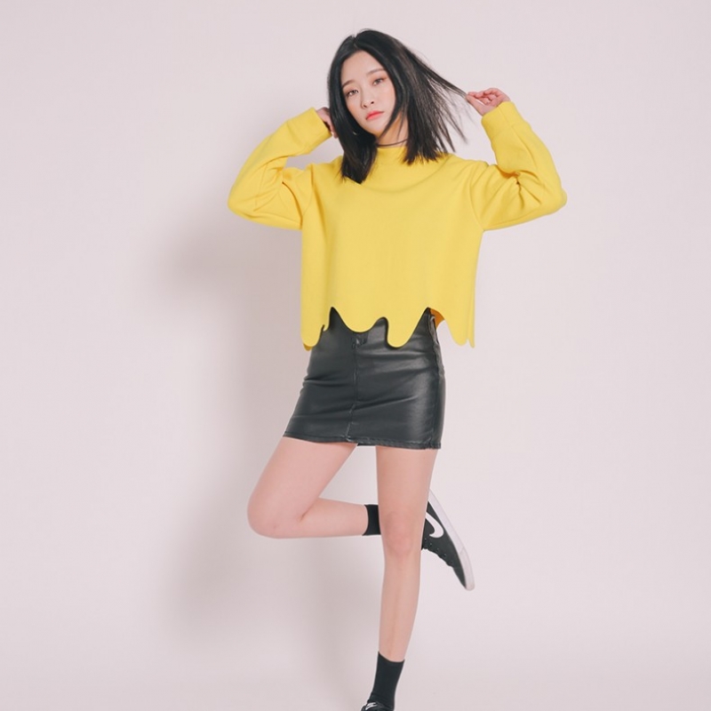 韩国stylenanda官方正品 性感中线点缀光泽迷你裙-黑色