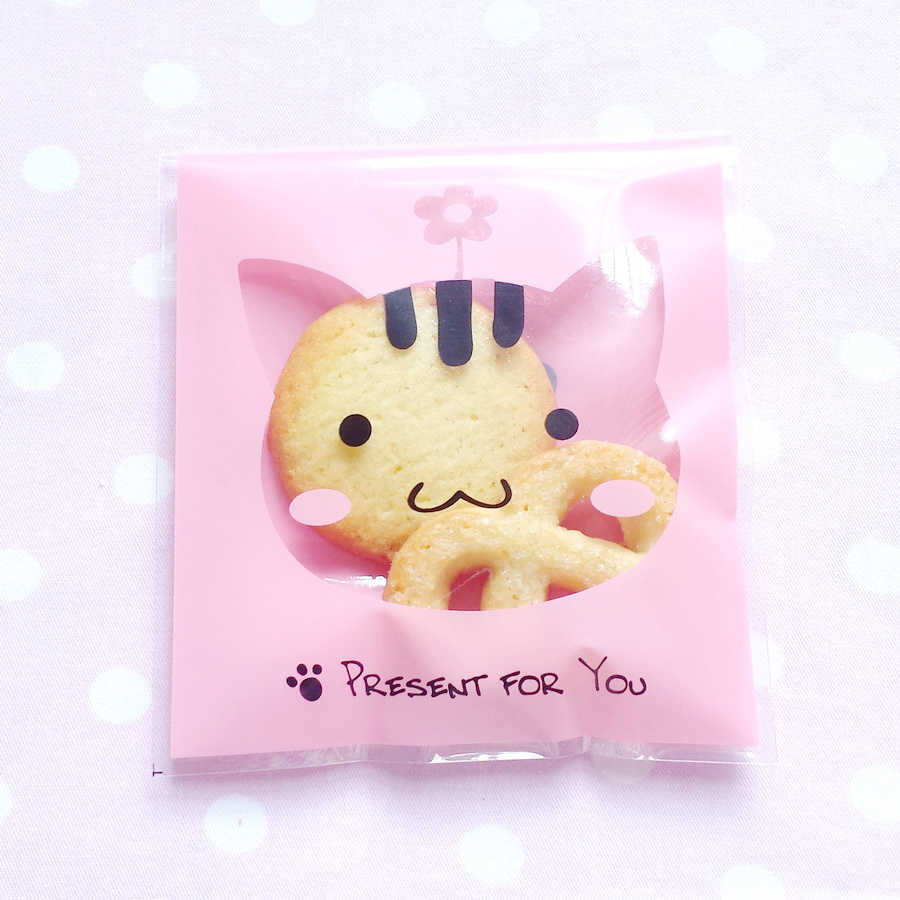 Accompanied by cats Pink cat biscuit bag self-sealing candy bag baking mini jewelry packaging bag Philippine pattern