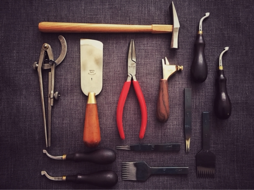 Freight complement to make super-connected, customised hyper-links