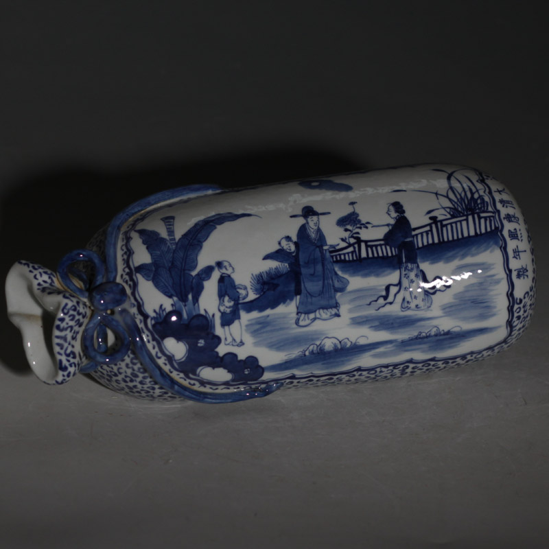 The The qing emperor kangxi hand made blue and white porcelain jingdezhen imitation kangxi character porcelain pillow bag pillow