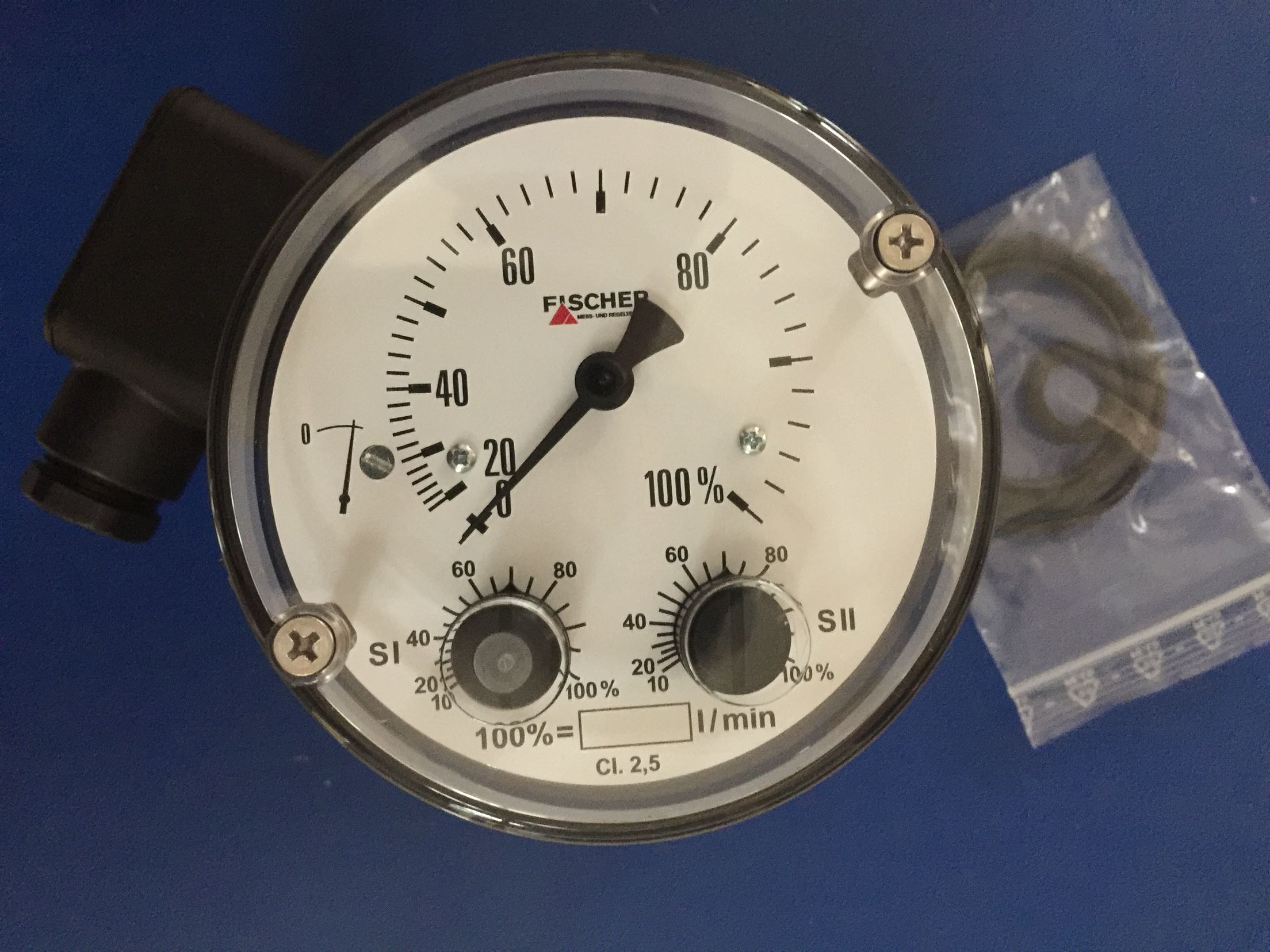 W5927 Germany imported FLENDER FISCHER lubricated industrial liquid flowmeter DS1102VDYY
