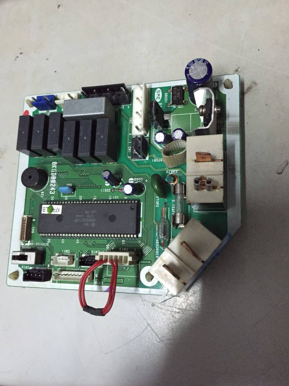 Original Hitachi cabinet type air conditioner internal computer board KFR-50L KFR-60L OKGD00243