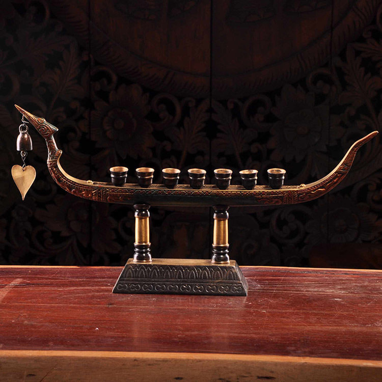 Southeast Asian Copper Crafts Thailand High-end Dragon Boat Decoration Desktop Decoration Decoration Creative Aromatherapy Candlestick