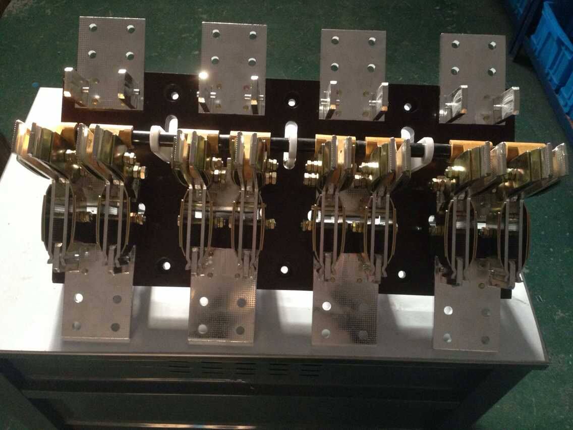 Shanghai People's HS13B-2000 40 2000A knife switch three-phase four-and-four-pole double throw rotary gate knife