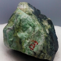 Nanyang unique Mountain jade raw stone stone now 12 3 catty