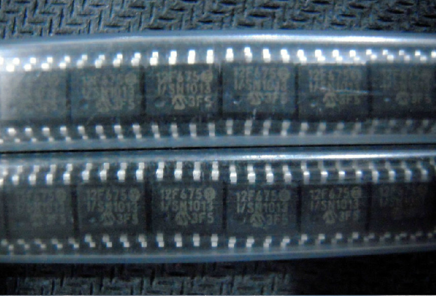 Spot original loaded Microchi PIC12F675-I SN SOP-8 8 bits flash memory CMOS microcontroller