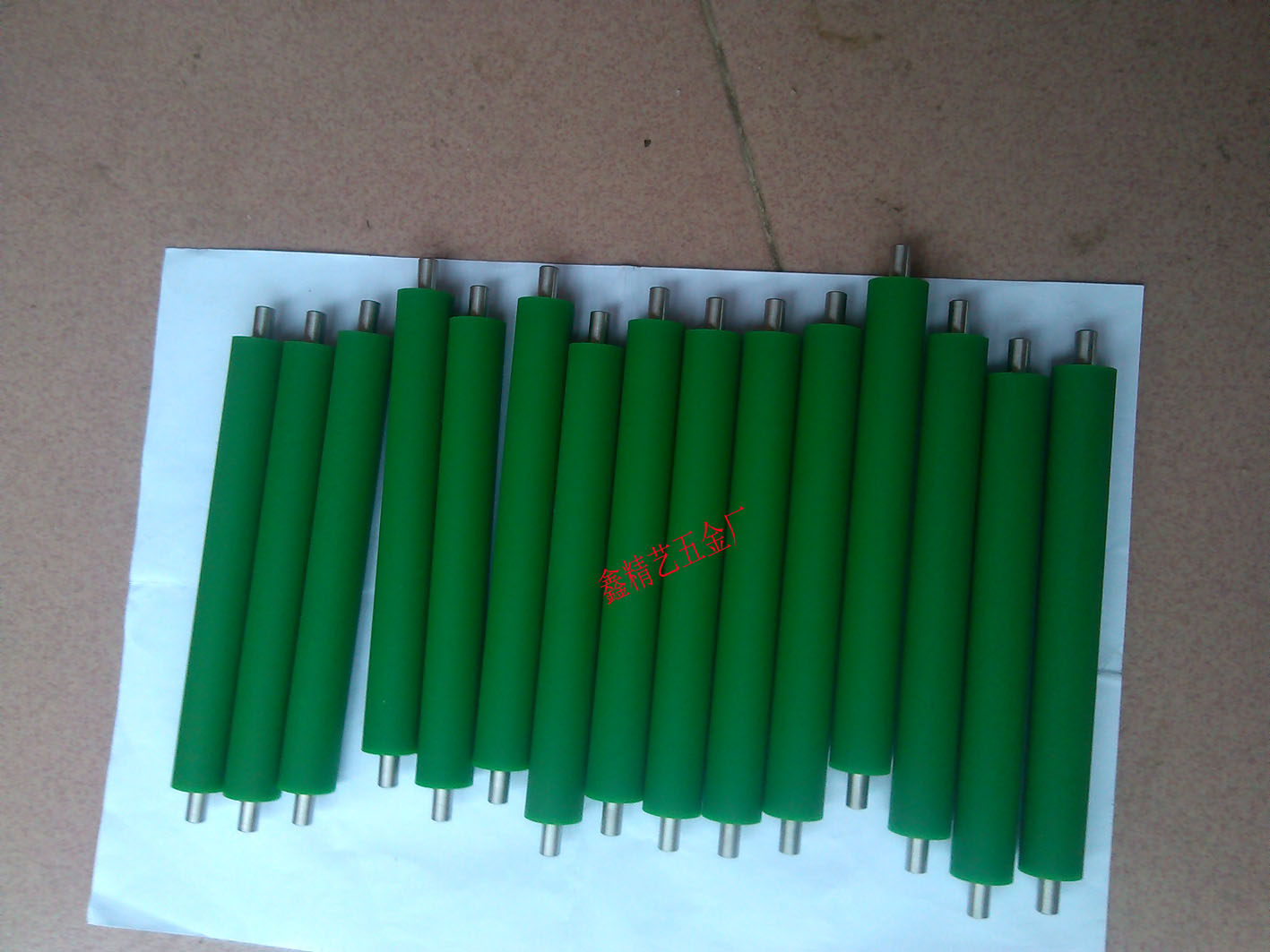 Specializing in the production of various polyurethane rubber rollers, PU rubber rollers, rubber rollers, nitrile rubber rollers, etc. (high quality)