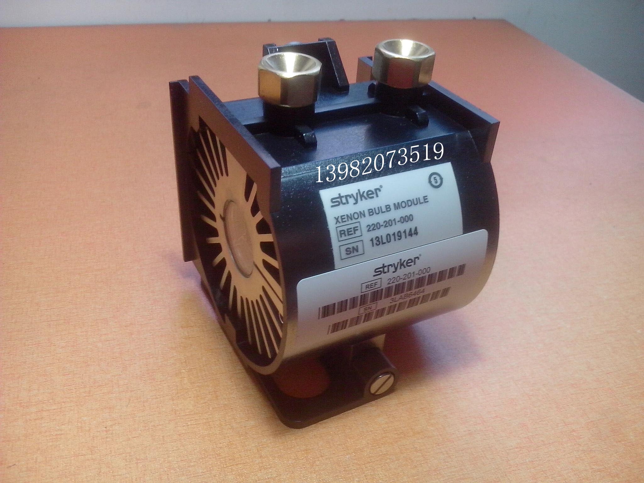 原装史赛克REF220-201-000灯泡StrykerX8000内窥镜冷光源300W氙灯