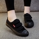 Các mẫu mùa xuân và mùa hè toàn màu đen thấp để giúp giày vải Velcro hoạt động shop giày sneaker Plimsolls
