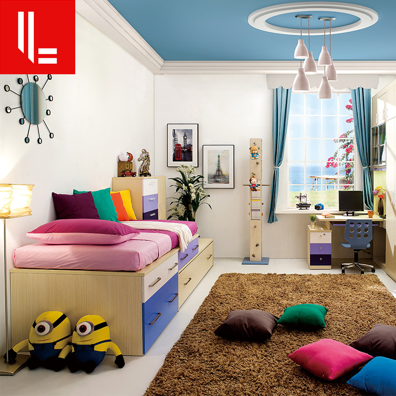 ��һ�Ҿ����߲ʶ�ͯ�����봲���¹�