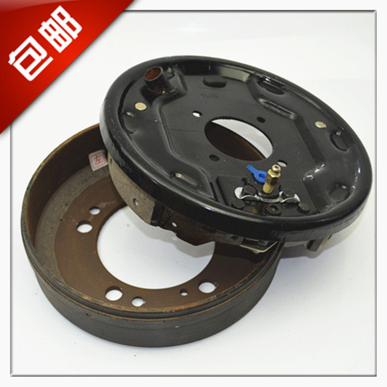 Suitable for Zongshen Loncin Futian Jinma East three-wheel locomotive brake pot 220 brake sheet oil brake disc assembly