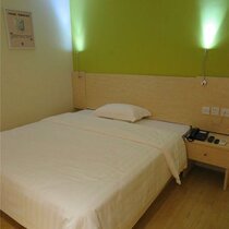 7 Days Hotel chain hotel · Shenzhen airport Hourui subway station shop economy room_offline
