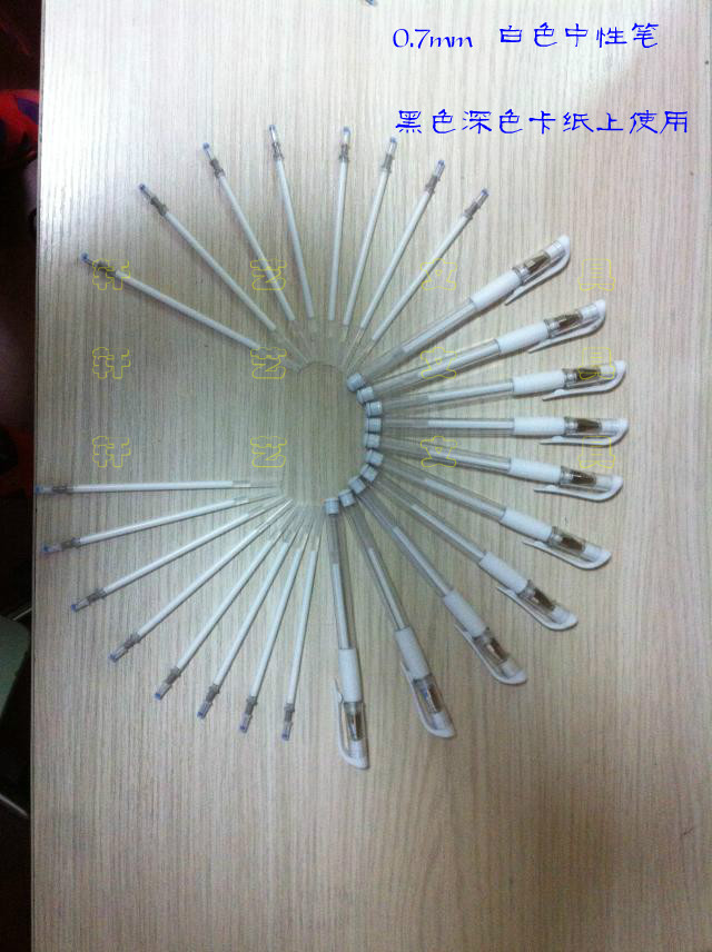 Neutral pen white 0 7 high light pen black dark color drawing paper with anime jewelry design hand - drawing tool core