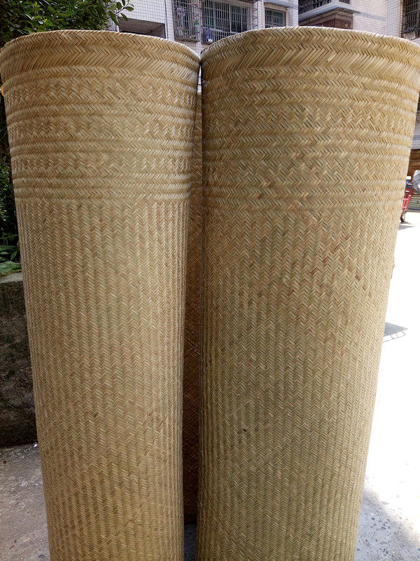 Decorative decoration wall ceiling mat two green two yellow bamboo mat bamboo woven cool mat hand-woven bamboo mat spot