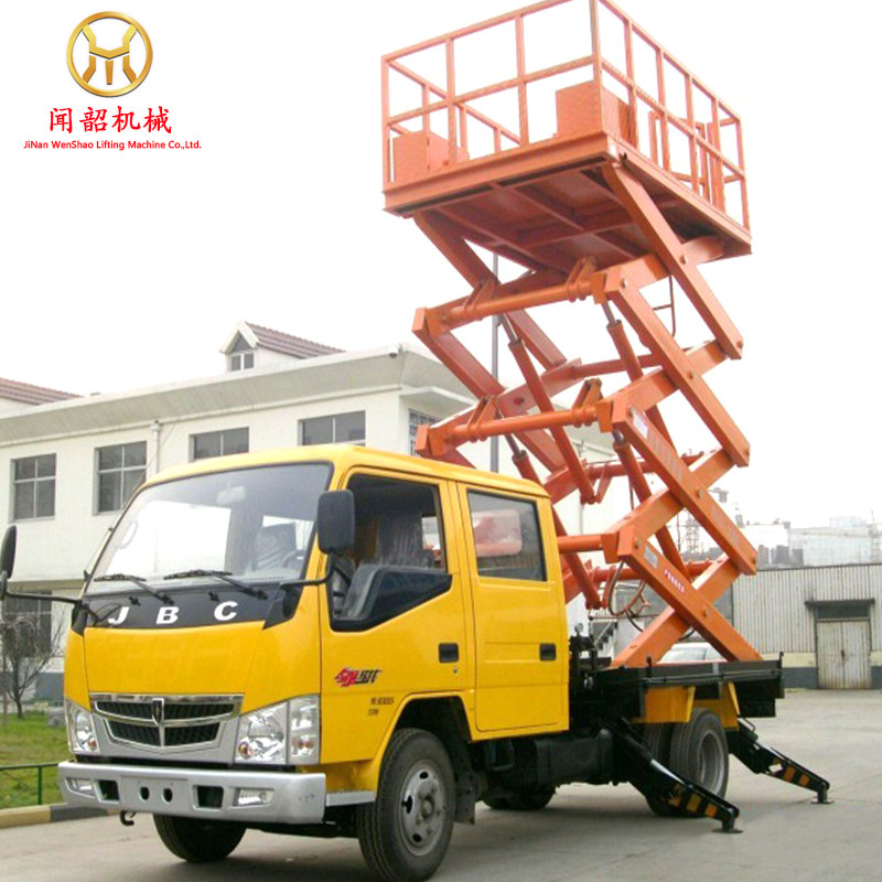 Newly launched vehicle-mounted scissor lift Hydraulic lift platform Factory direct boarding bridge Stage