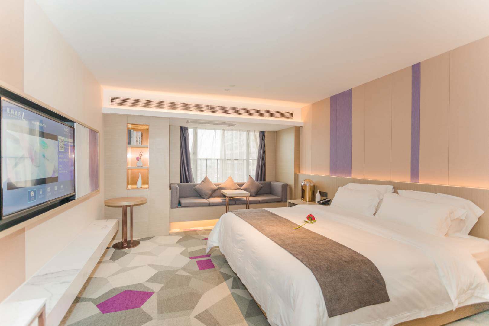Lavande Hotel (Guangzhou Dashi Metro Station) Deluxe King Room