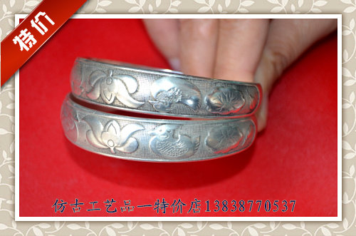 Old fashioned silver bracelet Miao silver bracelet with fine craftsmanship (0222) gift Jiao imitation ancient craftsmanship