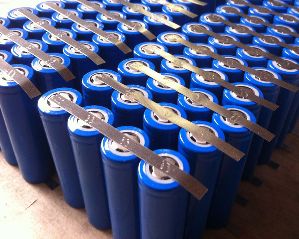 A Pint 18650 Flat Head Standard Lithium electric core single section 2000mah Processable battery pack One 23-four hyperlinks